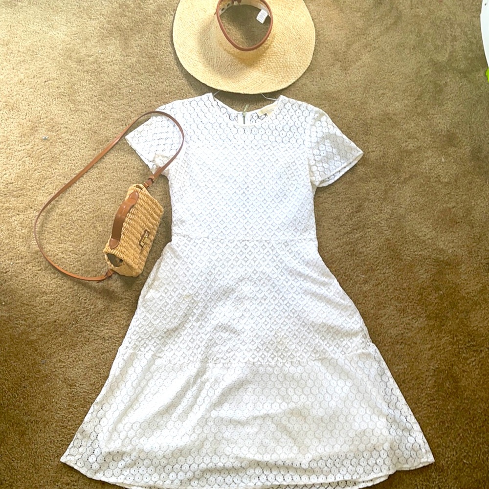 MICHEAL KORS WHITE LACE DRESS WITH POCKETS